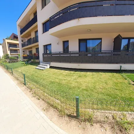 Апартаменти Experienta Frumoasa Si Corecta La Brasov. Apartament 2 Cu Gradina Si Loc De Parcare